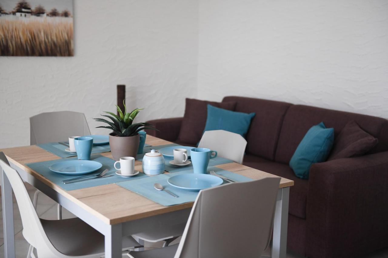 Blue Apartment - A Due Passi Dal Lago, Parcheggio Privato 拉齐塞 外观 照片
