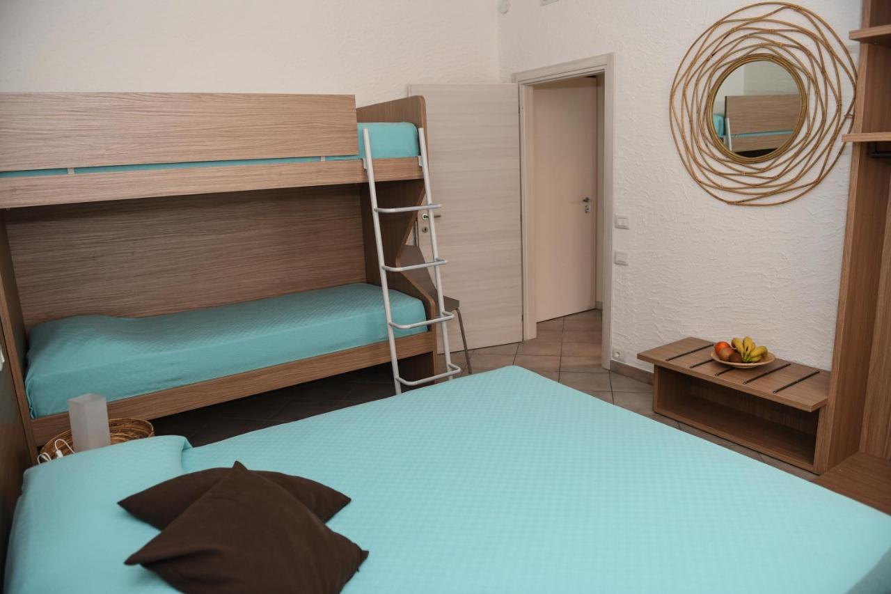 Blue Apartment - A Due Passi Dal Lago, Parcheggio Privato 拉齐塞 外观 照片