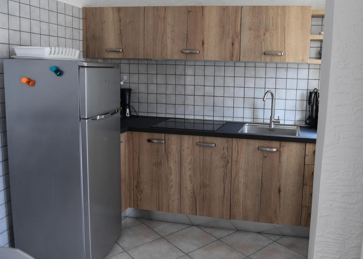 Blue Apartment - A Due Passi Dal Lago, Parcheggio Privato 拉齐塞 外观 照片