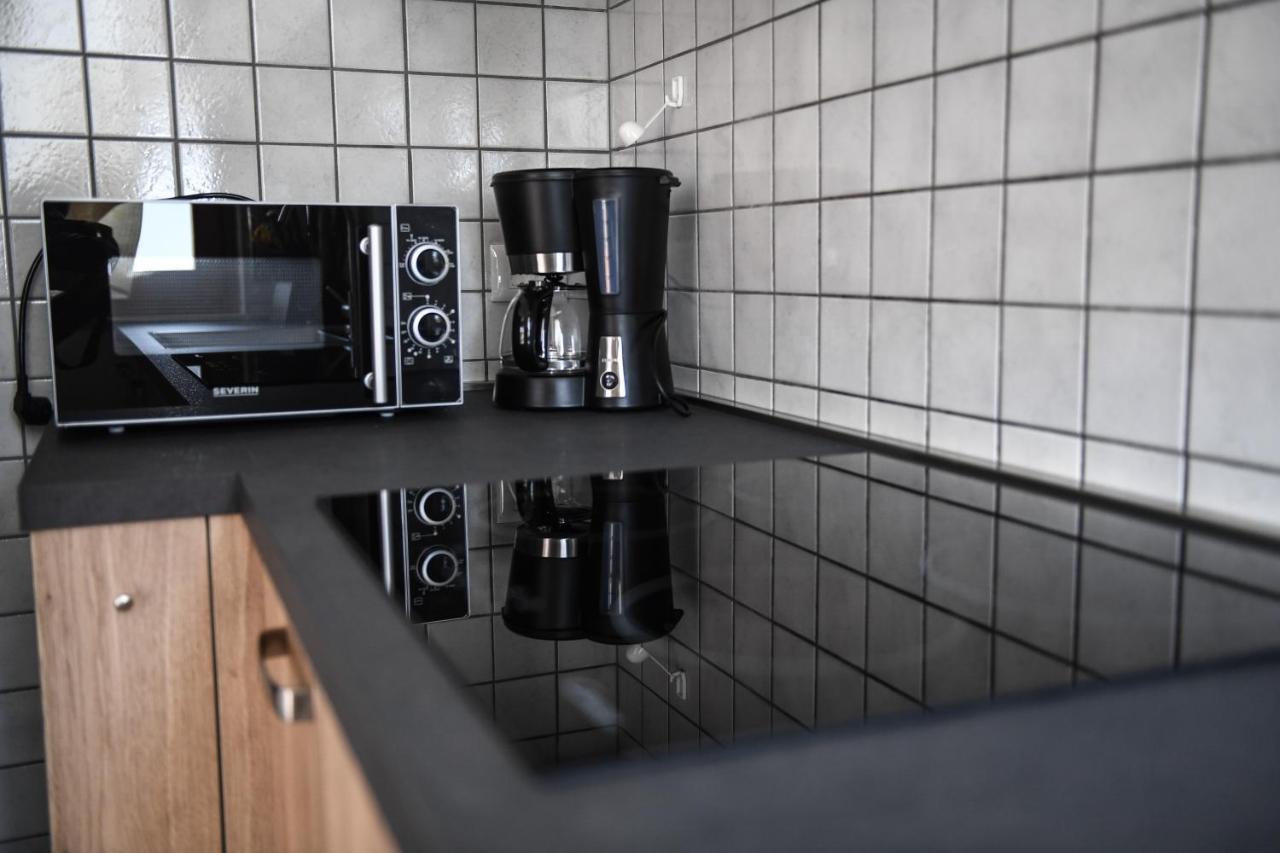 Blue Apartment - A Due Passi Dal Lago, Parcheggio Privato 拉齐塞 外观 照片