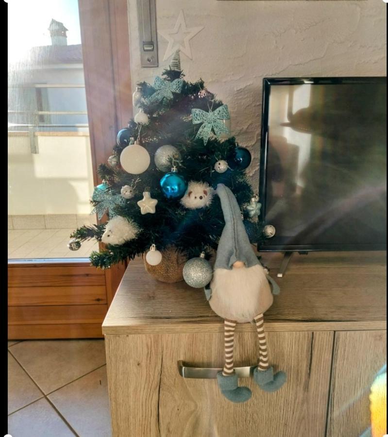 Blue Apartment - A Due Passi Dal Lago, Parcheggio Privato 拉齐塞 外观 照片